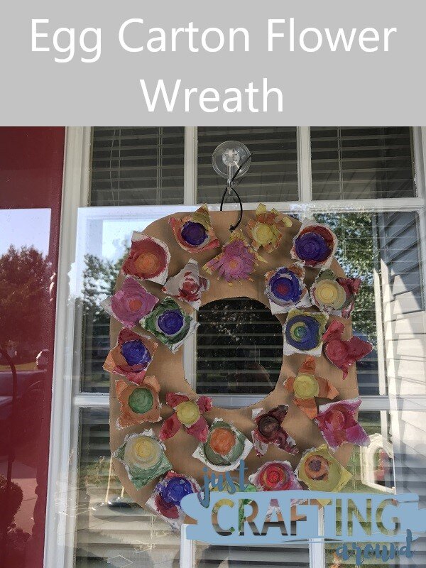 DIY Eggs Carton Crafts 1 egg carton wreath final project