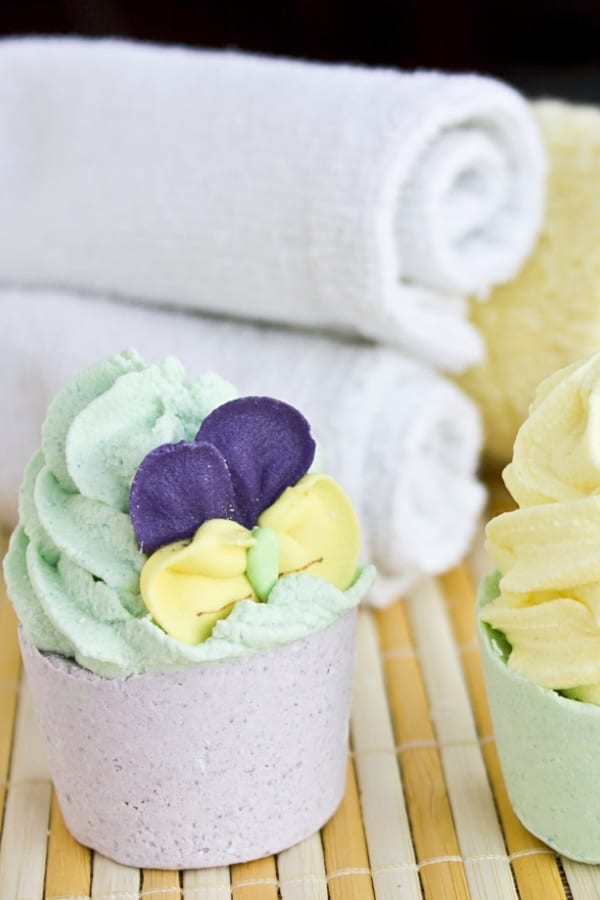 DIY Cupcake Bath Bombs JustCraftingAround