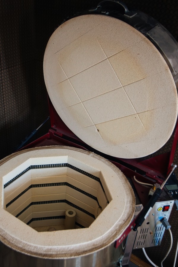 The Best Pottery Kiln For Home Use Guide And Reviews For 2021