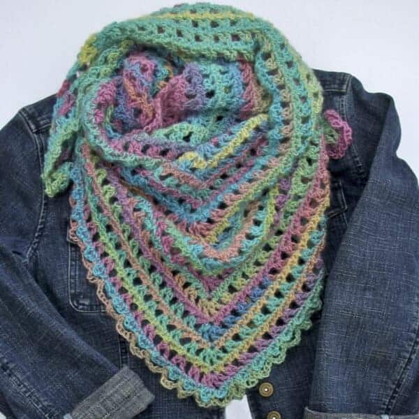 Candy Kisses Scarf 600x600 1