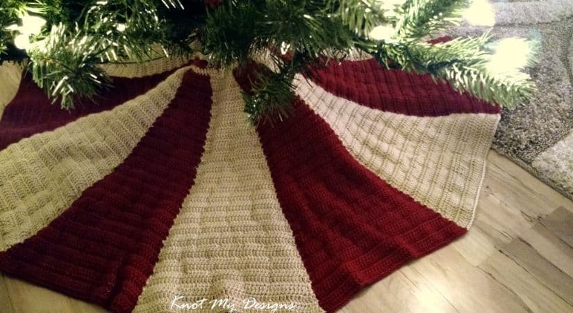 KMD FWP Crochet Christmas Treeskirt