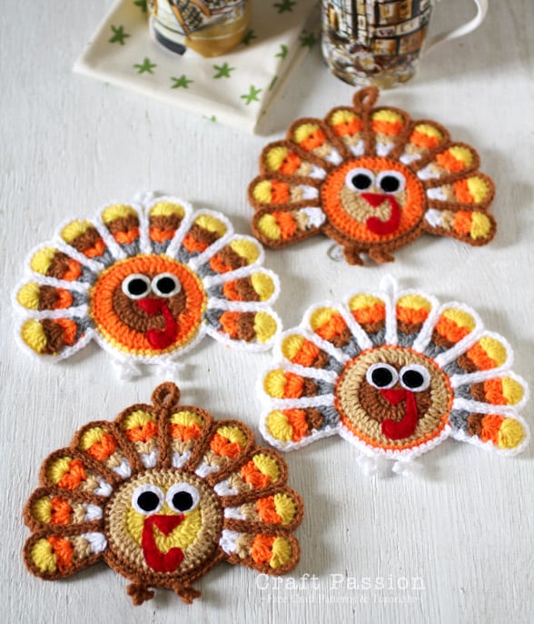 crochet turkey coaster 2