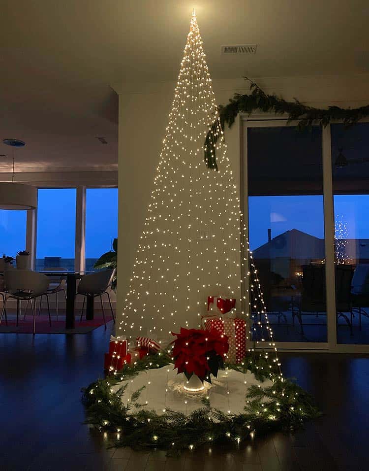 DIY Christmas Tree Using Only Firefly Lights 11