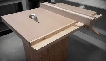 15 DIY Table Saw Fence You Can Easily Build 16 Homemade Table Saw Fence Lead 340x198 1