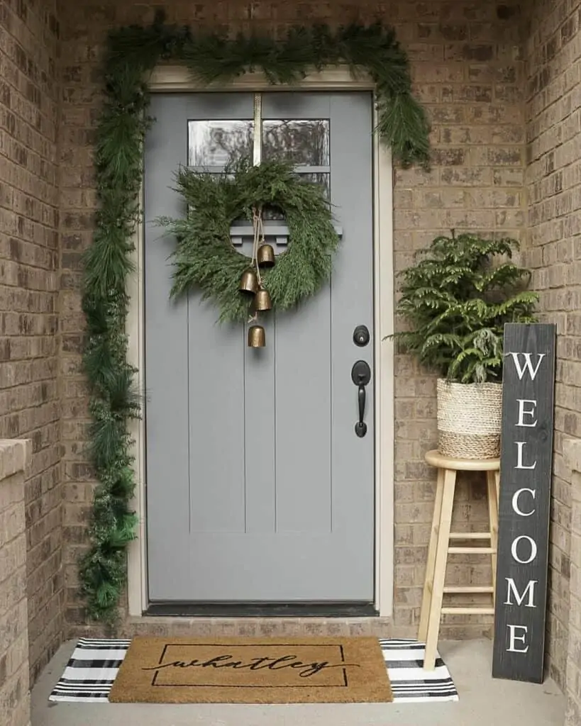 13 Small Front Porch Ideas On A Budget 2 129749781 135901554993233 4223847461434619913 n1