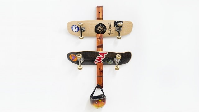Minimalistic skateboard rack
