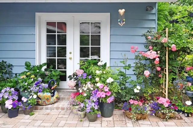 13 Small Front Porch Ideas On A Budget 15 font porch with flowers