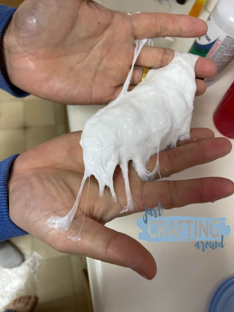 13 Types of Slime You Can Make at Home 12 fluffy slime 4