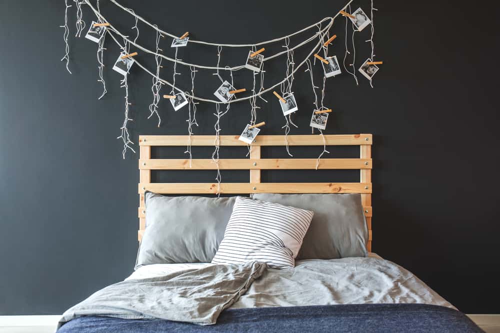 Easy and Cheap DIY Headboard Ideas 2 Bed with wooden palette headboard
