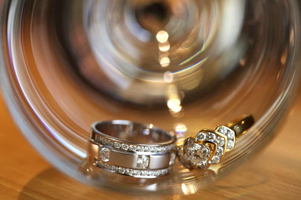 platinum diamond wedding rings